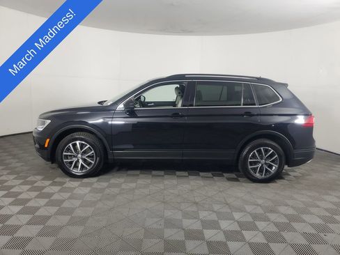 Used 2019 Volkswagen Tiguan SE w/ Panoramic Sunroof Package image 7