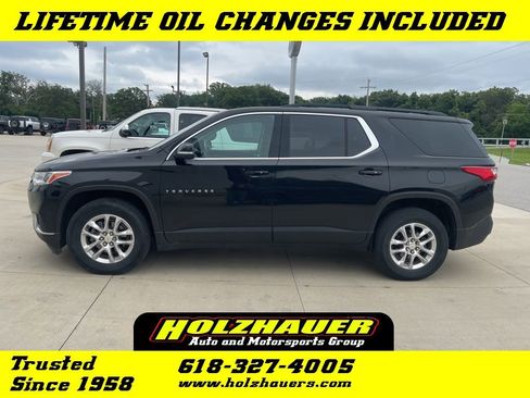 Used 2021 Chevrolet Traverse LT FWD image 1