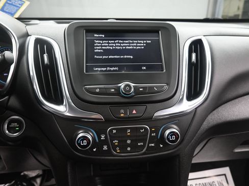 Used 2024 Chevrolet Equinox LT AWD/4WD image 30
