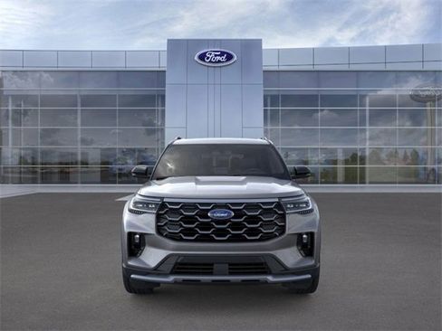 New 2026 Ford Explorer Platinum image 6