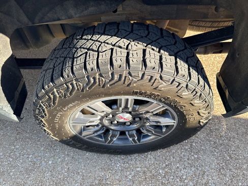 Used 2024 GMC Sierra 1500 AT4 w/ AT4 Premium Package image 3