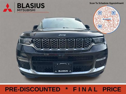 Used 2023 Jeep Grand Cherokee L Summit w/ Advanced Protech Group IV AWD/4WD image 23