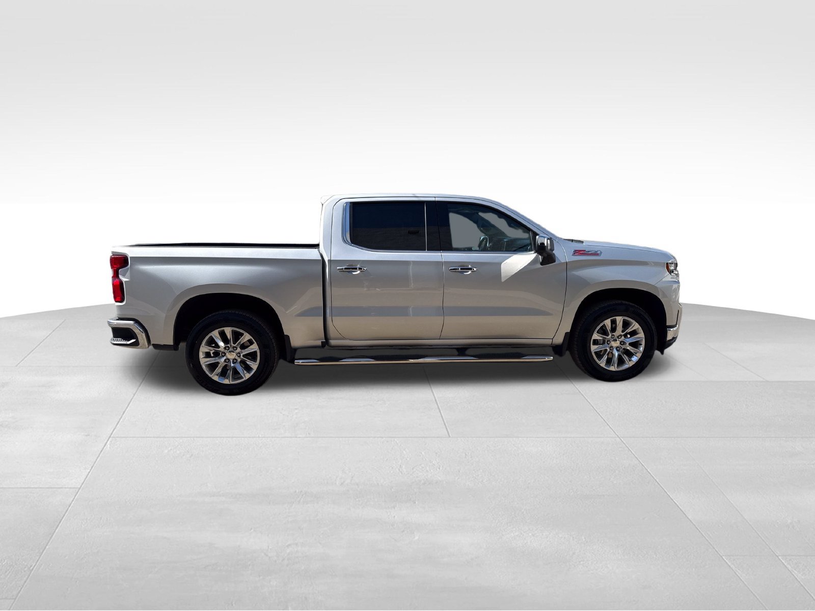 Used 2021 Chevrolet Silverado 1500 LTZ w/ LTZ Premium Package AWD/4WD image 6