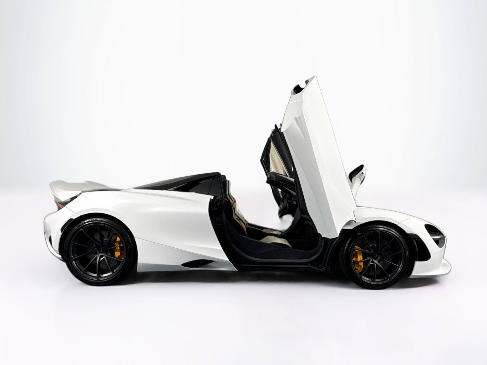 Used 2024 McLaren 750S Spider RWD image 64