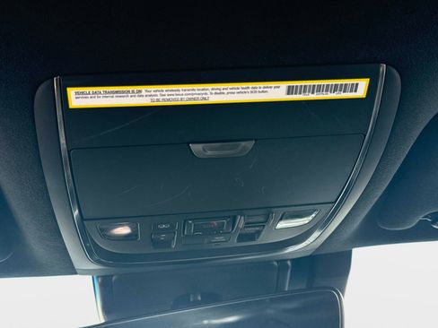 Used 2023 Lexus LS 500 w/ Interior Upgrade Package image 20