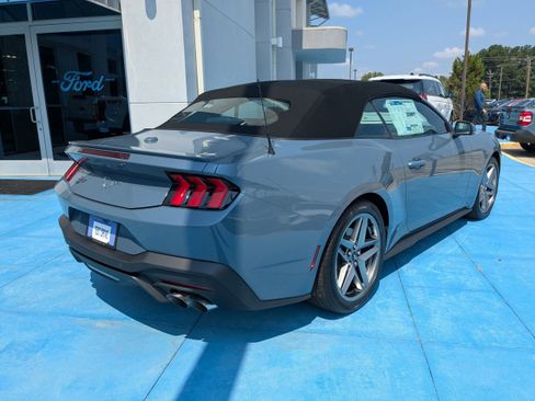 New 2025 Ford Mustang Premium RWD image 4