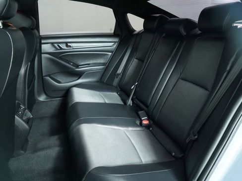 Used 2022 Honda Accord Sport image 25