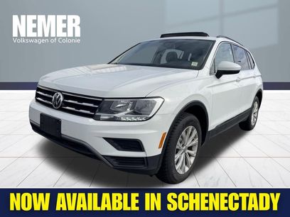 Used 2019 Volkswagen Tiguan SE w/ Panoramic Sunroof Package