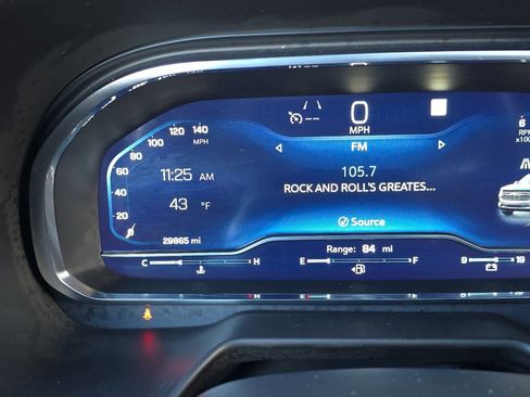 Used 2022 Chevrolet Tahoe LT w/ Luxury Package image 26