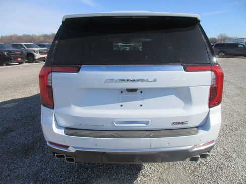 New 2026 GMC Yukon Denali w/ Denali Reserve Package image 5