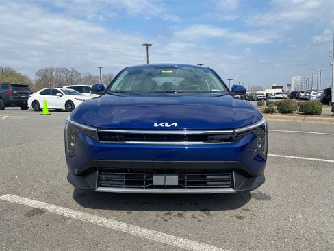 New 2026 Kia K4 EX image 2