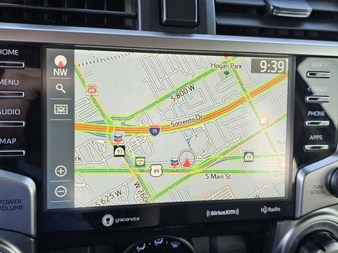 Used 2022 Toyota 4Runner SR5 Premium w/ Moonroof Package image 9