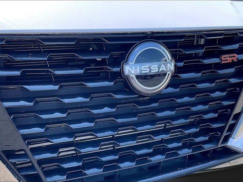 Certified 2024 Nissan Altima 2.0 SR FWD image 29
