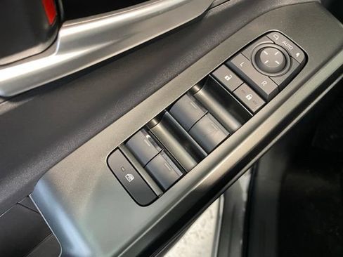 New 2026 Subaru Solterra AWD/4WD image 10