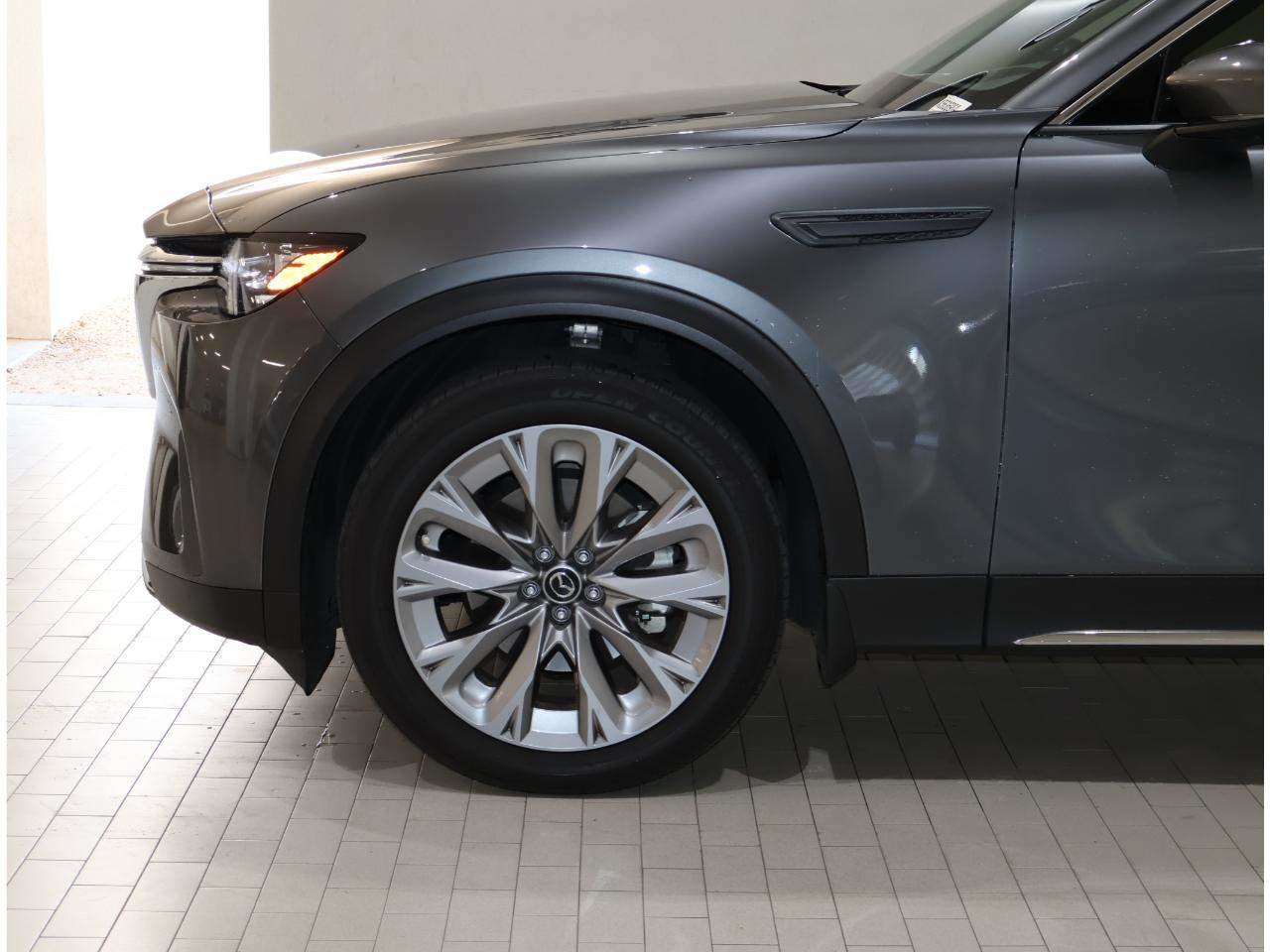 Used 2024 MAZDA CX-90 3.3 Turbo w/ Premium Plus Pkg AWD/4WD image 4