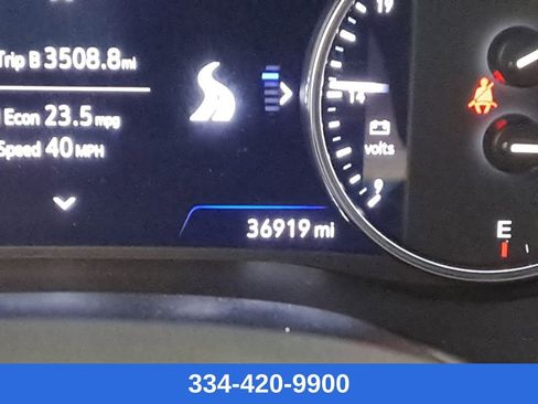 Used 2024 Buick Enclave Premium image 26