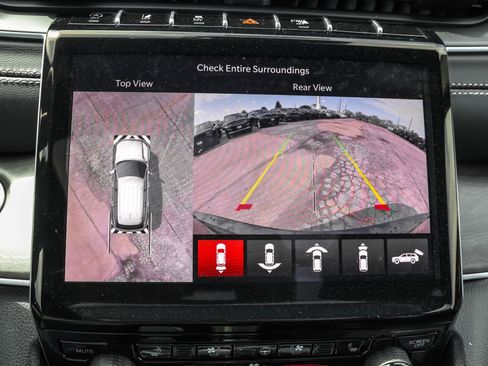 New 2025 Jeep Grand Cherokee Limited w/ Luxury Tech Group II image 20