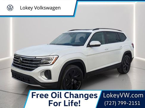 New 2026 Volkswagen Atlas SE FWD image 1