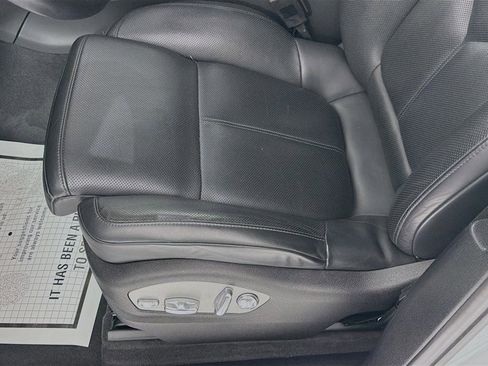 Certified 2021 Porsche Macan AWD image 14