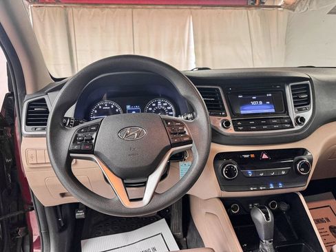 Used 2017 Hyundai Tucson SE w/ SE Popular Package 02 AWD/4WD image 13