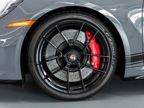 Used 2026 Porsche 911 Carrera GTS RWD image 15