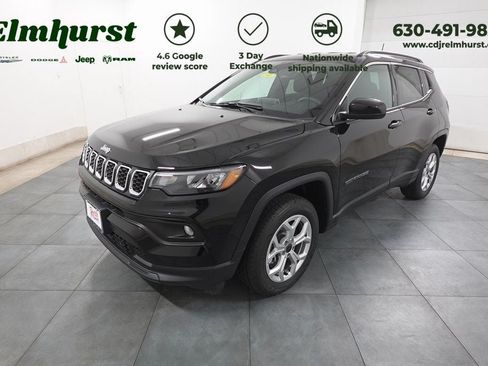 Used 2026 Jeep Compass Latitude AWD/4WD image 1