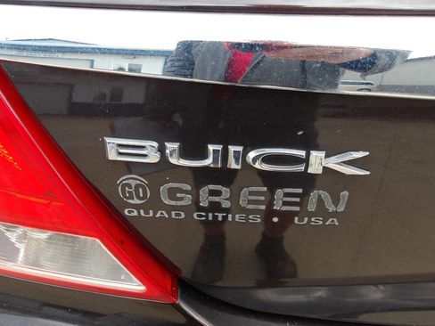 Used 2011 Buick Regal CXL image 32