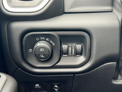 New 2026 RAM 1500 Big Horn AWD/4WD image 17