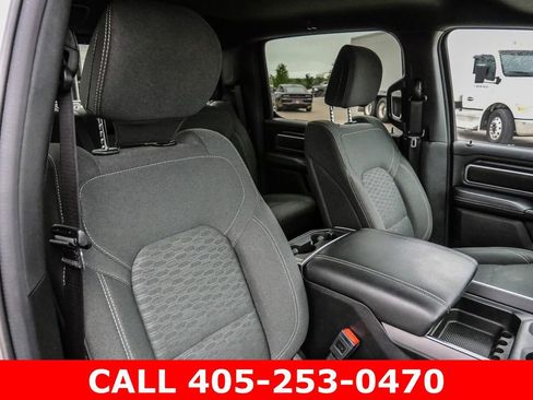 Used 2025 RAM 1500 Big Horn AWD/4WD image 17