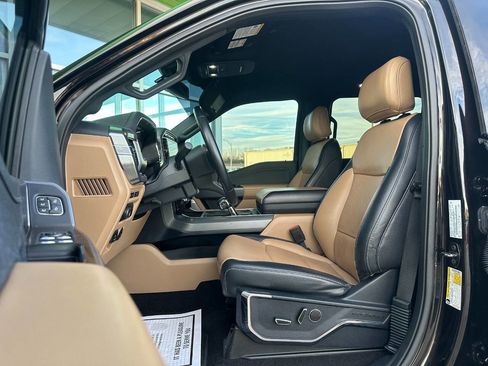 Used 2021 Ford F150 Lariat image 12