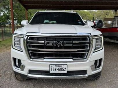 Used 2023 GMC Yukon XL SLT w/ SLT Premium Package