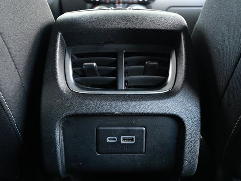 Used 2025 Chevrolet Blazer LT FWD image 31