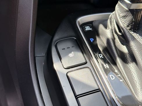 Used 2013 Hyundai Santa Fe GLS FWD image 24