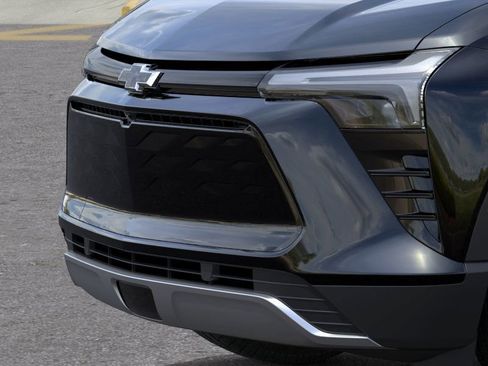 New 2025 Chevrolet Blazer EV LT image 13