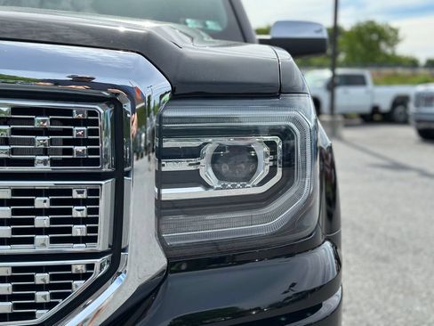 Certified 2018 GMC Sierra 1500 Denali AWD/4WD image 40