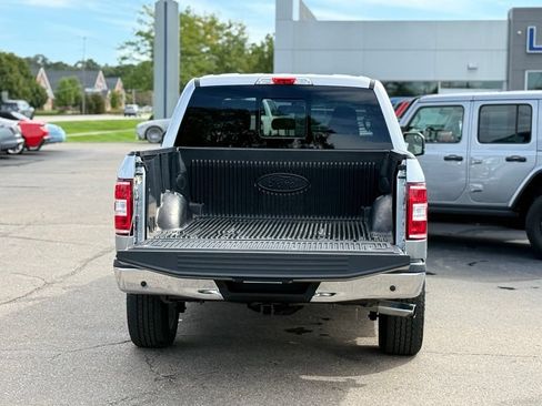 Used 2020 Ford F150 XLT w/ Equipment Group 302A Luxury AWD/4WD image 33