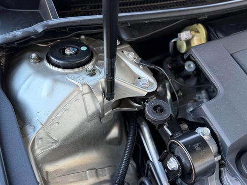 Used 2014 Toyota Avalon Limited image 86