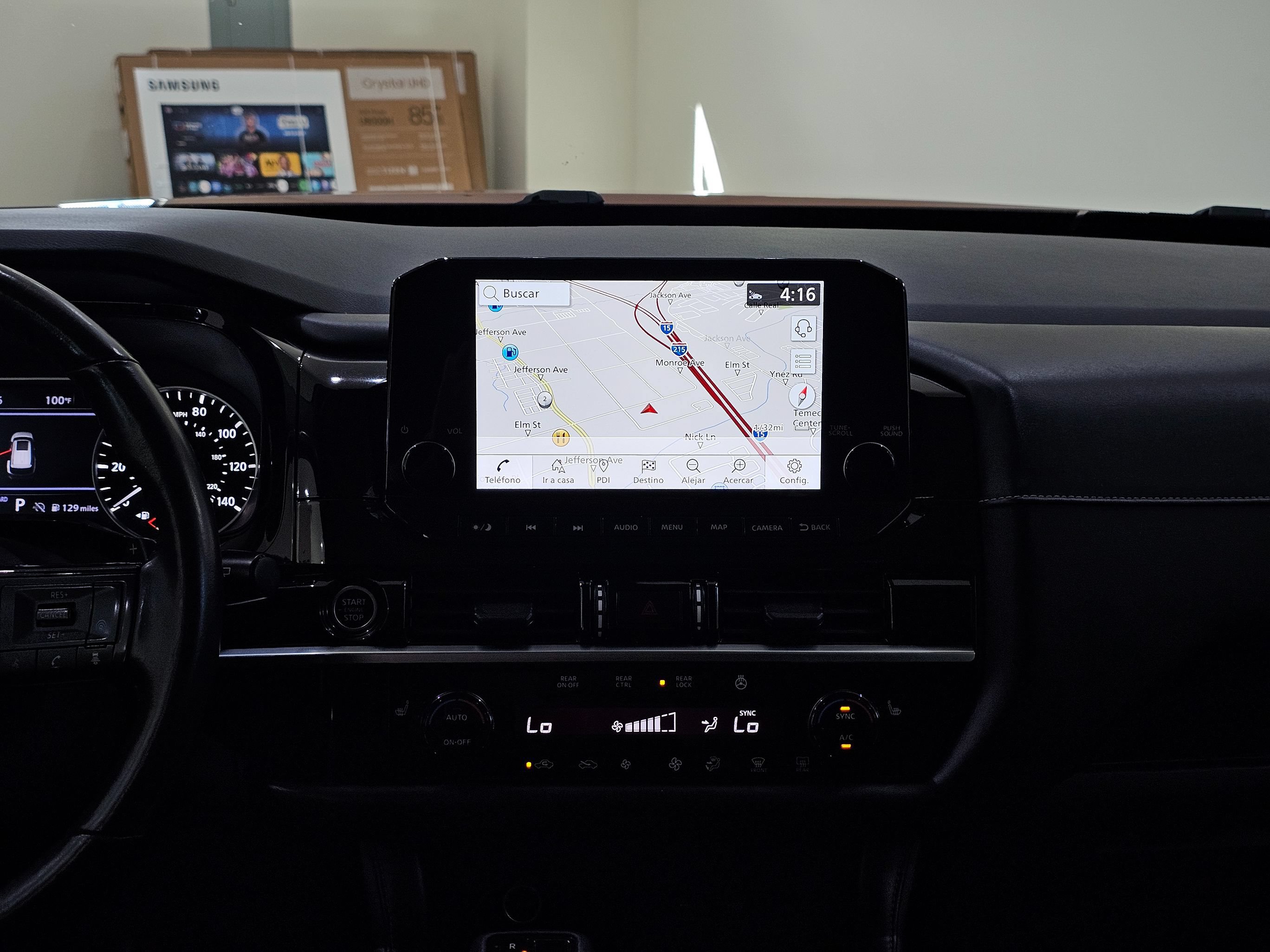 Used 2022 Nissan Pathfinder SL FWD image 25