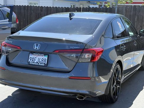 Used 2022 Honda Civic Sport image 6