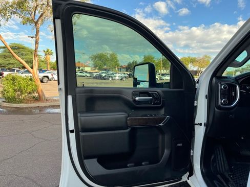 Used 2021 GMC Sierra 2500 Denali image 22