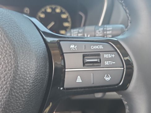 Used 2023 Honda Pilot Touring image 24