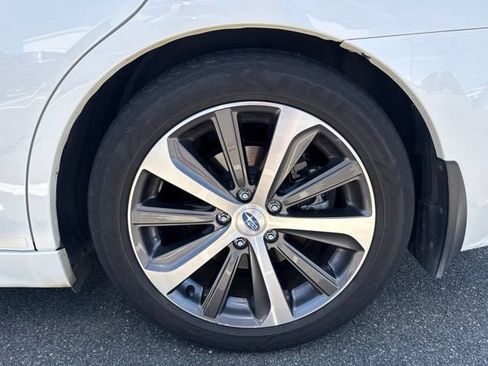Used 2017 Subaru Legacy 2.5i Limited AWD/4WD image 19