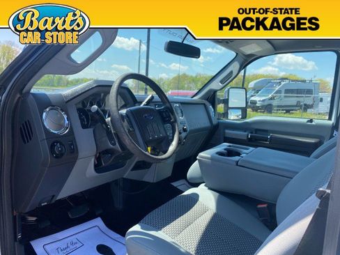 Used 2015 Ford F350 XLT w/ XLT Premium Package AWD/4WD image 26