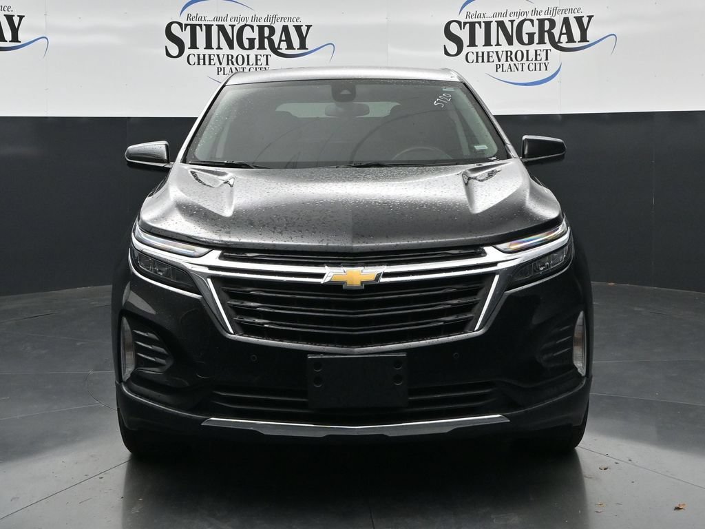 Used 2024 Chevrolet Equinox LT AWD/4WD image 2