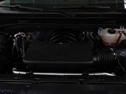 Used 2025 GMC Yukon XL Denali image 30