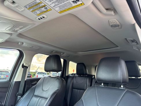 Used 2013 Ford Escape Titanium w/ Class II Trailer Tow Pkg FWD image 17