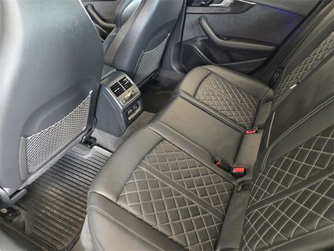 Used 2022 Audi S4 Prestige image 35