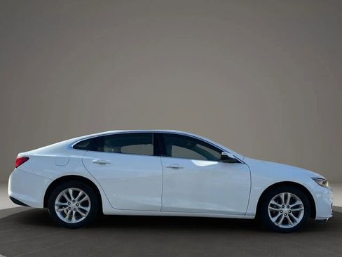 Used 2016 Chevrolet Malibu LT FWD image 6