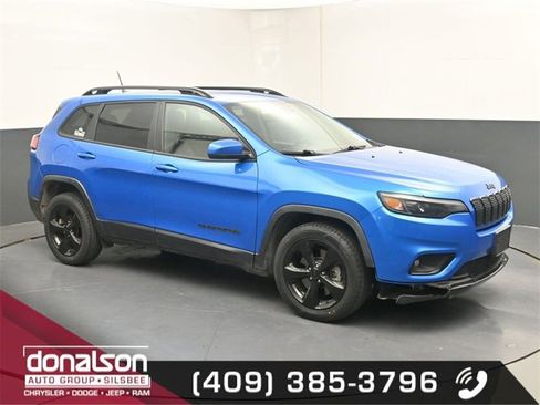 Used 2021 Jeep Cherokee Latitude Plus image 1