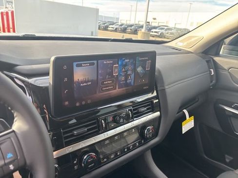 New 2026 Nissan Pathfinder Platinum w/ Cargo Package AWD/4WD image 7